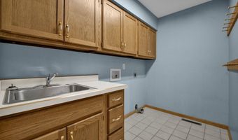 4744 Stonehaven Dr, Columbus, OH 43220