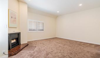 5401 Zelzah Ave 124, Encino, CA 91316