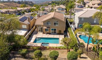 7520 E Toyon Ln, Anaheim, CA 92808
