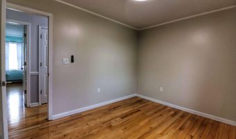 111 Windswept Dr E, Amsterdam, NY 12010