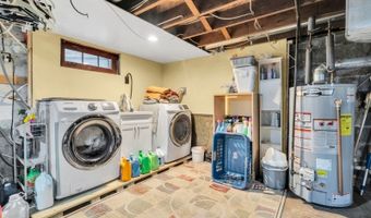 43 Everett Dr, Andover, NJ 07801