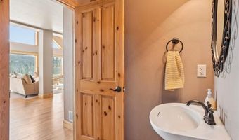 261 Kimmes Ln, Breckenridge, CO 80424