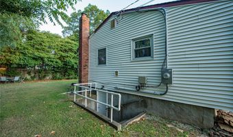 20 Lupidia St, Amityville, NY 11701