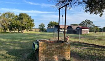 2452 S Carr Pen Rd, Atoka, OK 74525