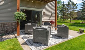1074 W WILLIS Way, Appleton, WI 54913