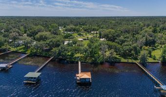 116 Crescent Lake Shore Dr, Crescent City, FL 32112