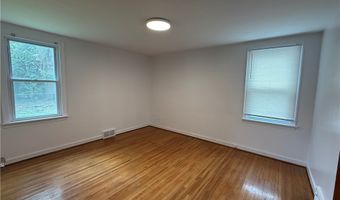63 Norman Pl, Amherst, NY 14226