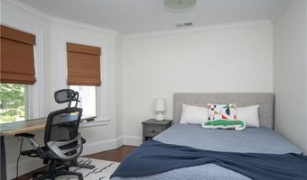 27 Mann Ave, Newport, RI 02840