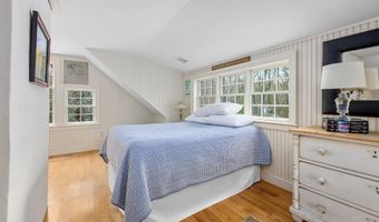 79 Sturgis Ln, Barnstable, MA 02630