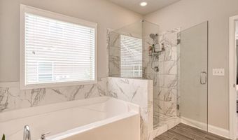 205 Colfax Dr, Boiling Springs, SC 29316