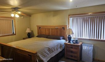 22902 E KING St, Cataldo, ID 83810