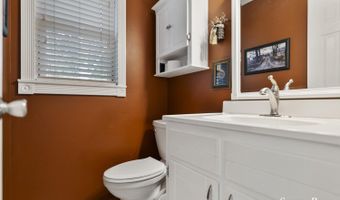 86 Carl Dr NE, Ada, MI 49301