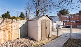 628 S PAYNE St, Alexandria, VA 22314