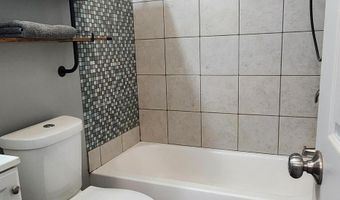 104 Cottage Brook Cir, Anderson, MO 64831