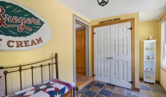 206 Mcpeek Rd, Andover, NJ 07848