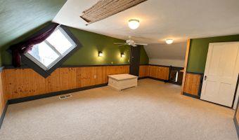11 N Ridge Rd, Burke, VT 05871