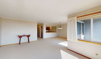 424 14th St #202, Bellingham, WA 98225