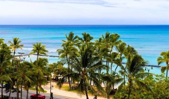 2470 Kalakaua Ave 704, Honolulu, HI 96815