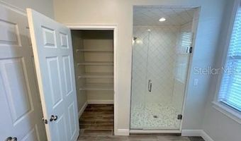 308 W BRIDGERS Ave, Auburndale, FL 33823
