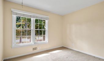 12027 DEVILWOOD Dr, Potomac, MD 20854