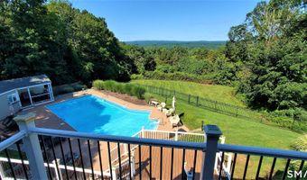 14 Vermillion Dr, Avon, CT 06001
