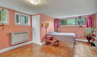 35 Whitney Ave, Amity, NY 14813