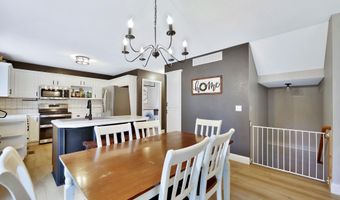 416 Country Hills Dr, Augusta, KS 67010