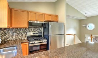 5 Craigie Ave, Johnston, RI 02919