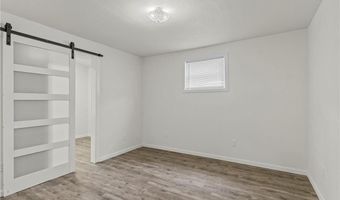 630 W Cross St, Austin, IN 47102
