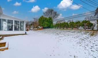 6112 CHESWORTH Rd, Baltimore, MD 21228