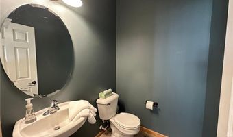 15575 Early Bird Cir, Apple Valley, MN 55124