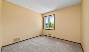 15769 Hayes Trl, Apple Valley, MN 55124
