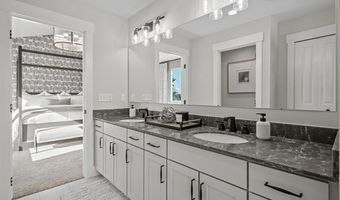 3657 Kinsley Blvd, Ann Arbor, MI 48105