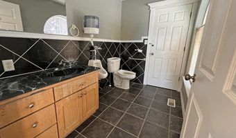 15 W Walker St, Blackfoot, ID 83221