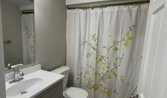 236 Sewall St, Augusta, ME 04330