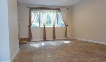 53 Huckleberry Hill Rd, Brookfield, CT 06804