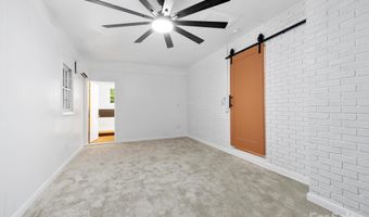 28 Pine Ln, Asheville, NC 28806