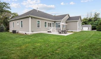 121 Stillwater Rd, Smithfield, RI 02917