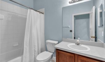 6927 SURREY HILL Pl, Apollo Beach, FL 33572