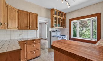 324 Liberty St, Ashland, OR 97520