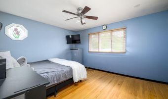 453 Cable Ave, Beachwood, NJ 08722