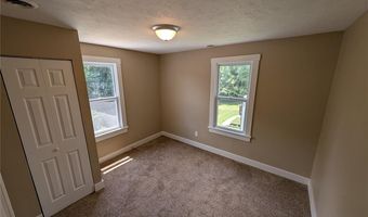 647 Oakwood Ave, Alton, IL 62002