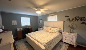 1101 Breckenridge Dr, Adel, GA 31620