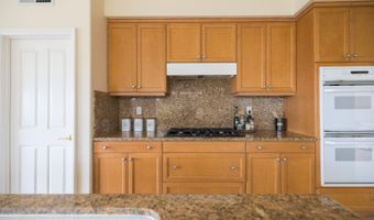 1286 Veronica Ct, Carlsbad, CA 92011