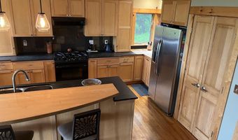 335 Valley View Dr, Addison, VT 05491
