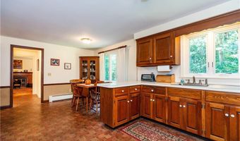 44 Smoke Ridge Dr, North Kingstown, RI 02852