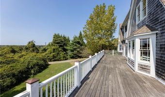 365 Boston Neck Rd, Narragansett, RI 02882