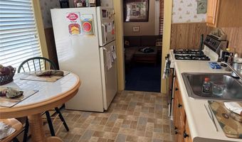 131 Hickory Ave, Bergenfield, NJ 07621