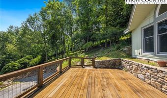 281 Cliffside Ln, Banner Elk, NC 28604