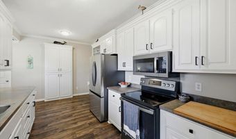 202 Cherry Bark Dr, Brandon, MS 39047